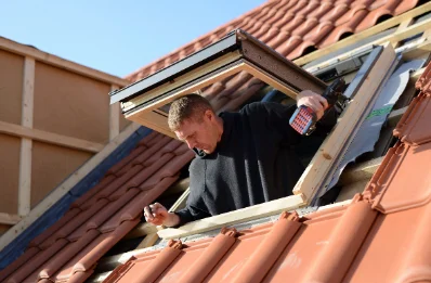 Pose de fenêtres de toit Velux au Bouillon